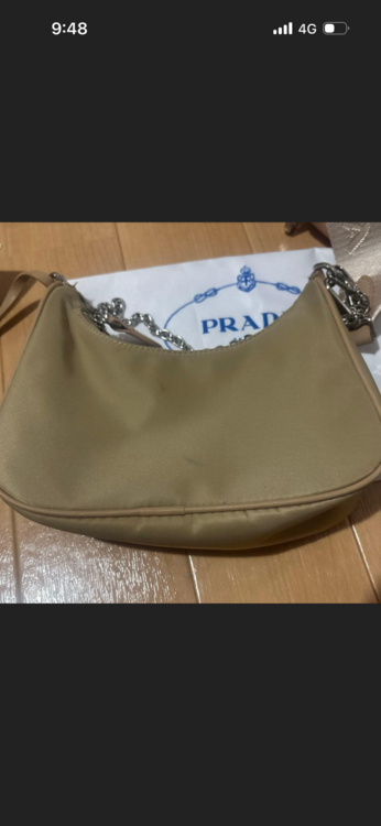 PRADA ナイロン ショルダーバッグ（ブランドバッグ）の商品画像 - 査定依頼日：2026年10月12日 - 最高査定価格：130,000円