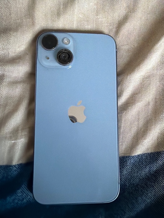 iPhone iPhone 14 128GB SIMフリー（スマホ）の商品画像 - 査定依頼日：2026年9月16日 - 最高査定価格：27,000円