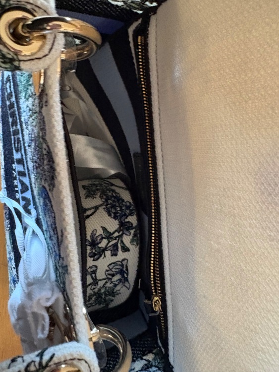 ディオール  （ブランドバッグ）の商品画像 - 査定依頼日：2025年7月13日 - 最高査定価格：270,000円