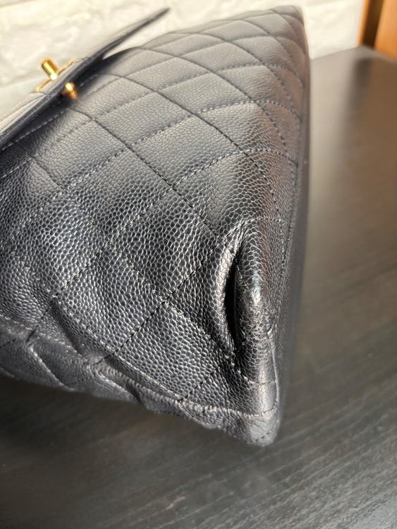 シャネル ココハンドル マトラッセ  ハンドバッグ（ブランドバッグ）の商品画像 - 査定依頼日：2025年9月3日 - 最高査定価格：350,000円