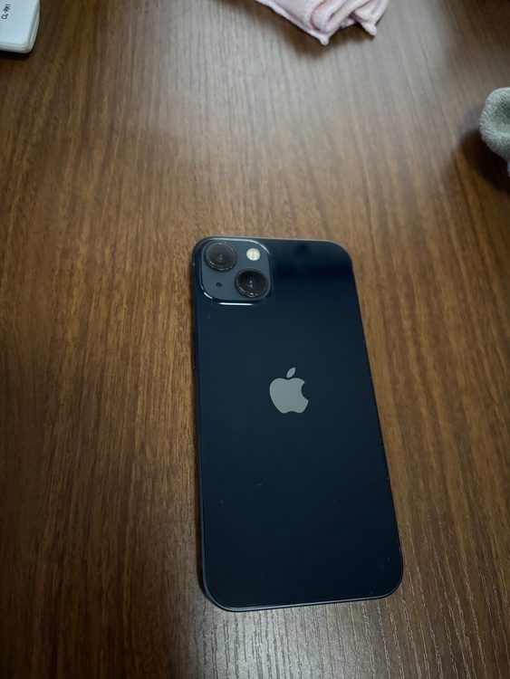 iPhone iPhone 13 128GB au（スマホ）の商品画像 - 査定依頼日：2026年8月27日 - 最高査定価格：35,500円