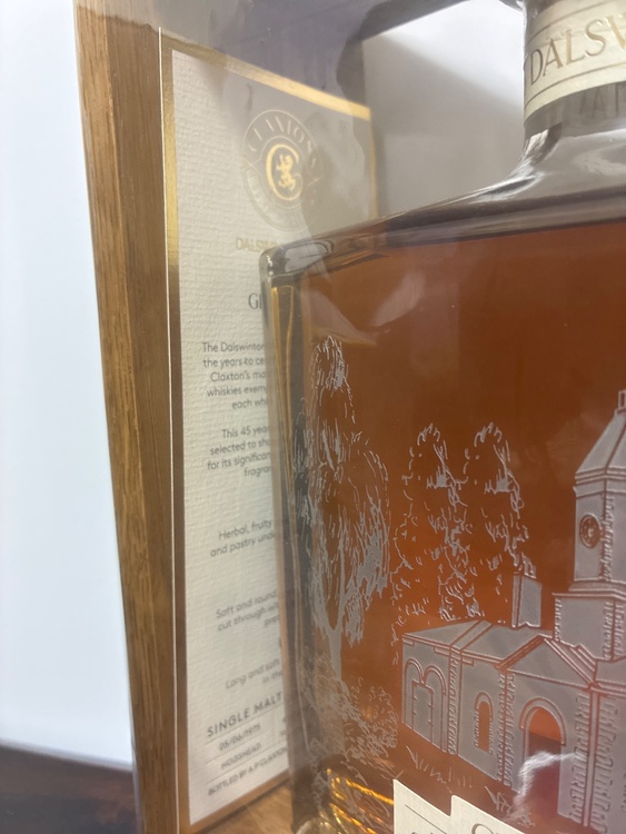 グレンバーギー45年（）（お酒）の商品画像 - 査定依頼日：2026年7月20日 - 最高査定価格：171,000円