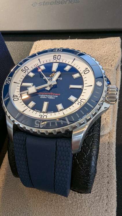 ブライトリング スーパーオーシャン A1737（高級時計）の商品画像 - 査定依頼日：2025年5月1日 - 最高査定価格：400,000円