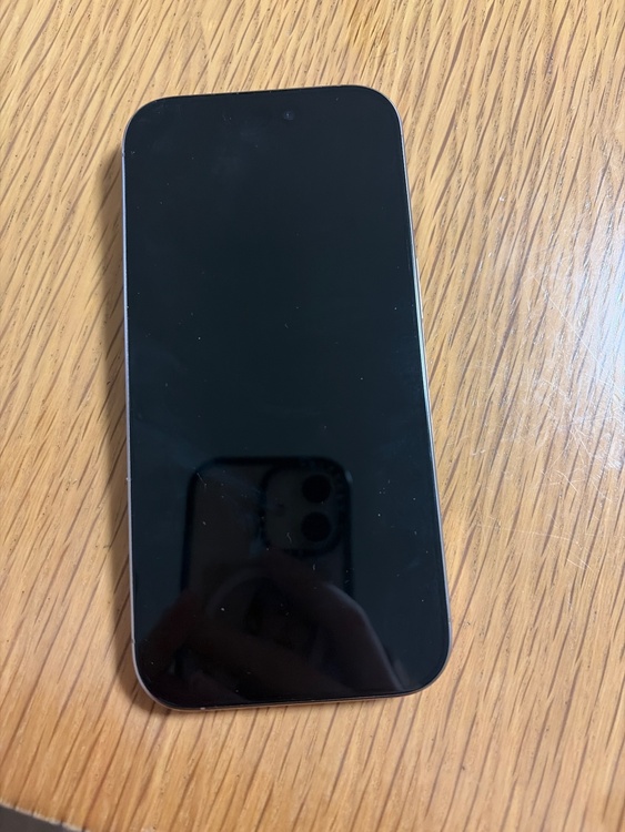 iPhone iPhone 16 Pro 128GB SIMフリー（スマホ）の商品画像 - 査定依頼日：2026年10月1日 - 最高査定価格：111,000円