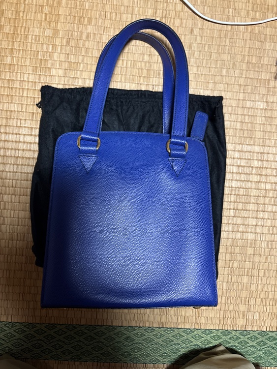 ターンロック レザー（ブランドバッグ）の商品画像 - 査定依頼日：2026年8月2日 - 最高査定価格：100,000円