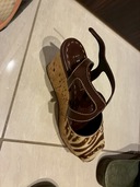 ハラコ×レザー スタッズ コルク サンダル（古着・ファッション）の商品画像 - 査定依頼日：2026年4月7日 - 最高査定価格：1,000円