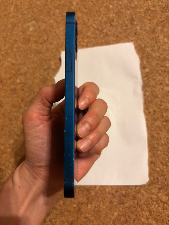 iPhone12 128GB（スマホ）の商品画像 - 査定依頼日：2026年8月24日 - 最高査定価格：25,000円
