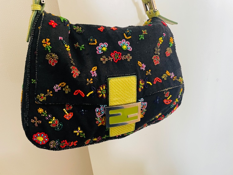 マンマバケット、デニムビーズ（ブランドバッグ）の商品画像 - 査定依頼日：2025年6月20日 - 最高査定価格：150,000円