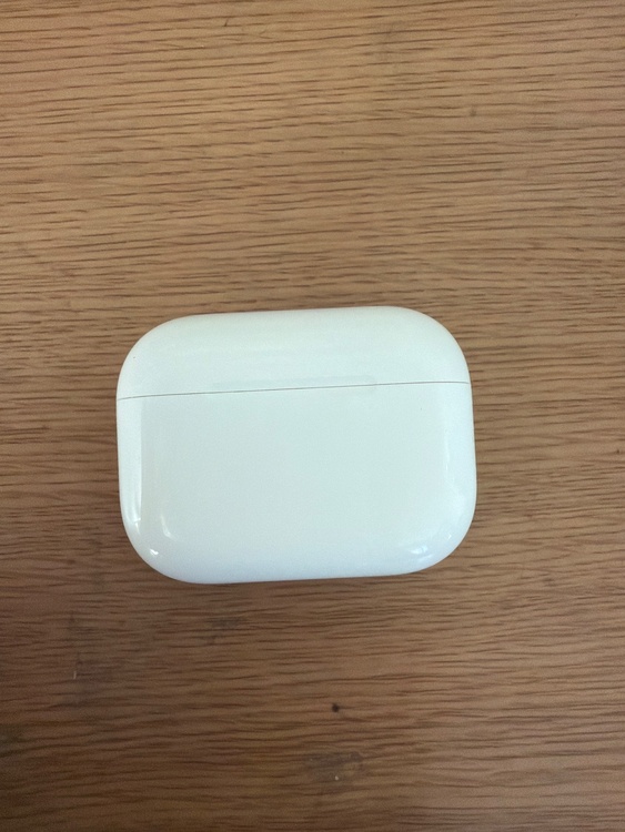 AirPodspro3（オーディオ・スピーカー）の商品画像 - 査定依頼日：2026年8月6日 - 最高査定価格：11,000円