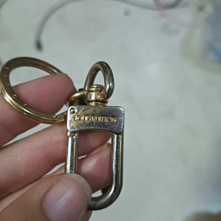 ルイヴィトン　キーホルダー（古着・ファッション）の商品画像 - 査定依頼日：2025年6月4日 - 最高査定価格：9,000円