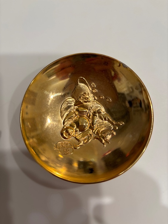 金杯（金・貴金属）の商品画像 - 査定依頼日：2025年7月24日 - 最高査定価格：500円