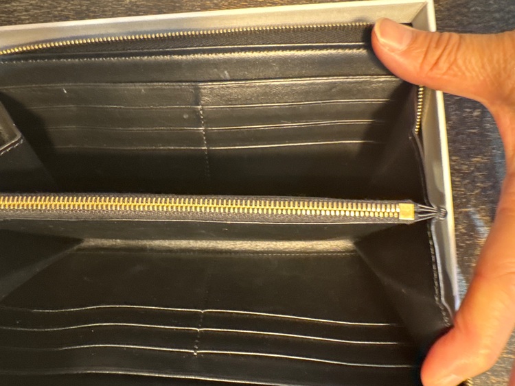 セリーヌ  （ブランドバッグ）の商品画像 - 査定依頼日：2025年7月21日 - 最高査定価格：18,000円