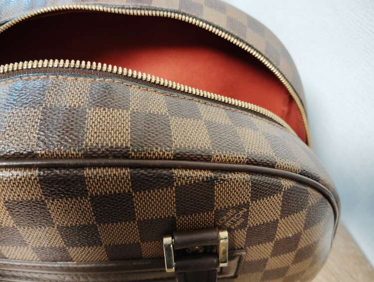 ルイヴィトン ダミエ （ブランドバッグ）の商品画像 - 査定依頼日：2025年5月30日 - 最高査定価格：65,000円